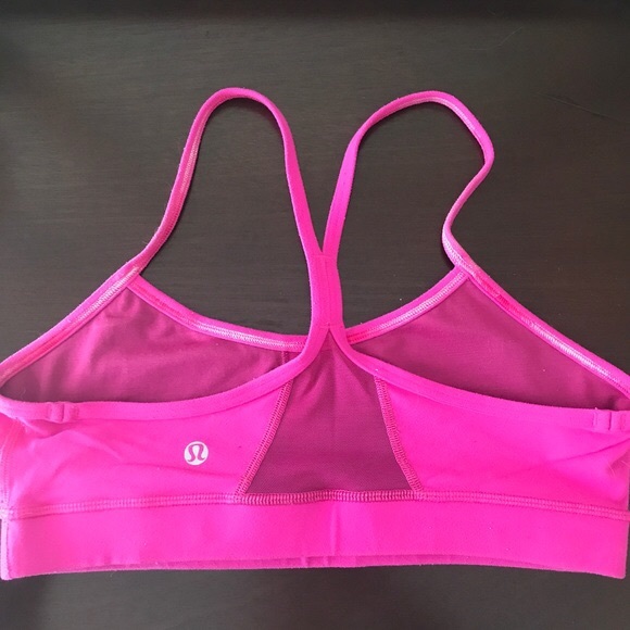 pink lululemon sports bra